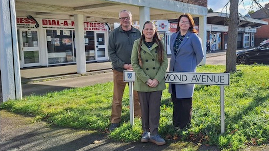 Elisabeth 'Elise' Addams (middle) with Green Party councillors Chris Lemon (left) and Emma Micklewright (right)